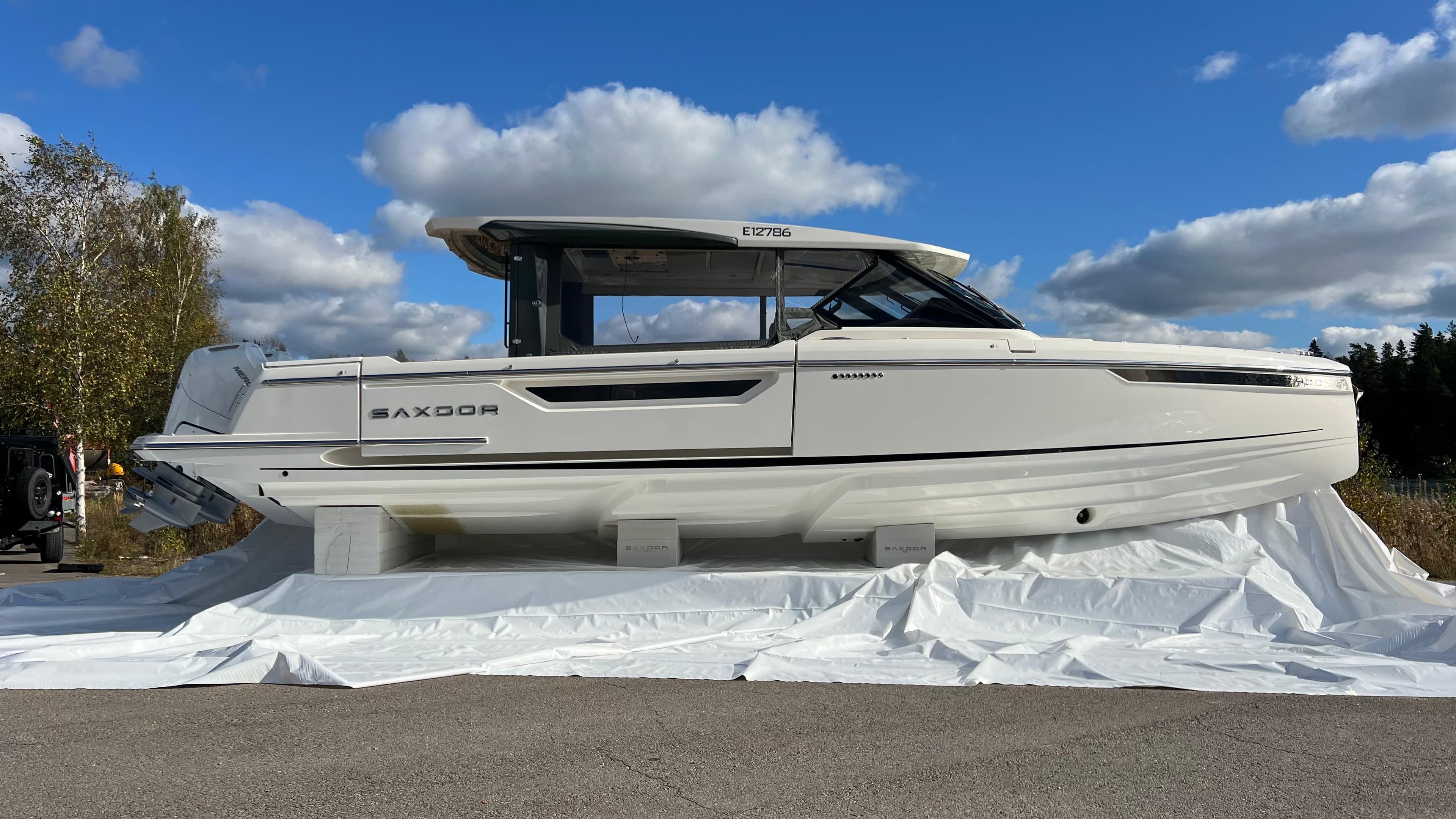 Ennen: vene ilman suojausta